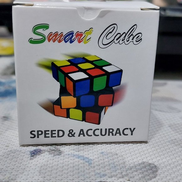NEW Smart Cube Rubik's Cube Puzzle Fun For All Ages - Picture 2 of 7